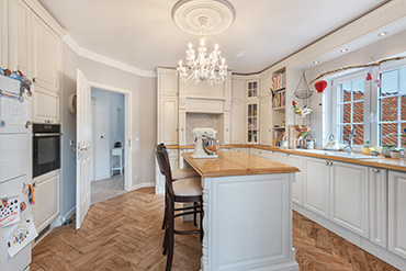 Küche im Haupthaus, englischer Landhausstil